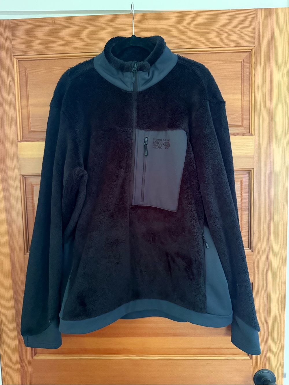 Mountain Hardwear Black Plush Fleece Jacket
